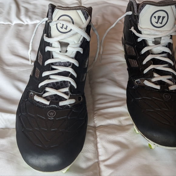 Warrior Burn 8.0 cleats - size 13 - Picture 8 of 9